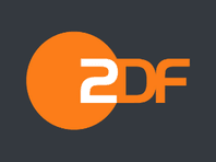 Stream dir mehr -- im ZDF. Dank neuem Design und intuitiver Navigation entdeckst du Filme, Serien, Dokus und Live-TV jetzt noch schneller. Streaming und Fernsehen waren noch nie so einfach und unterhaltsam. Entdecke viele Highlights: 
On-Demand: Genieße Serien wie Love Sucks, Doppelhaushälfte oder Dokus wie Terra X und 37 Grad. 
Vor TV-Ausstrahlung verfügbar: Viele Inhalte wie Terra Xplore, ZDF Magazin Royale oder heute-show sind schon vor der TV-Ausstrahlung verfügbar. 
Live-TV & Livestreams: Erlebe Sport-Highlights wie DFB-Pokal, Frauen-Fußball-EM oder packende Biathlon-Rennen live. 
Öffentlich-rechtliche Vielfalt: Entdecke Inhalte von ARTE, 3sat, phoenix, ARD und funk -- von Kulturzeit bis ARTE Concert. 
Mein ZDF: Speichere Favoriten in deiner Merkliste, erhalte Empfehlungen und schaue auf deinem Mobilgerät genau dort weiter, wo du am Fernseher aufgehört hast. 
Lade die ZDF-App jetzt herunter und erlebe Streaming im ZDF -- deine Welt aus Entertainment, Live-TV, Filmen, Serien und Dokus! Stream dir mehr -- im ZDF. 