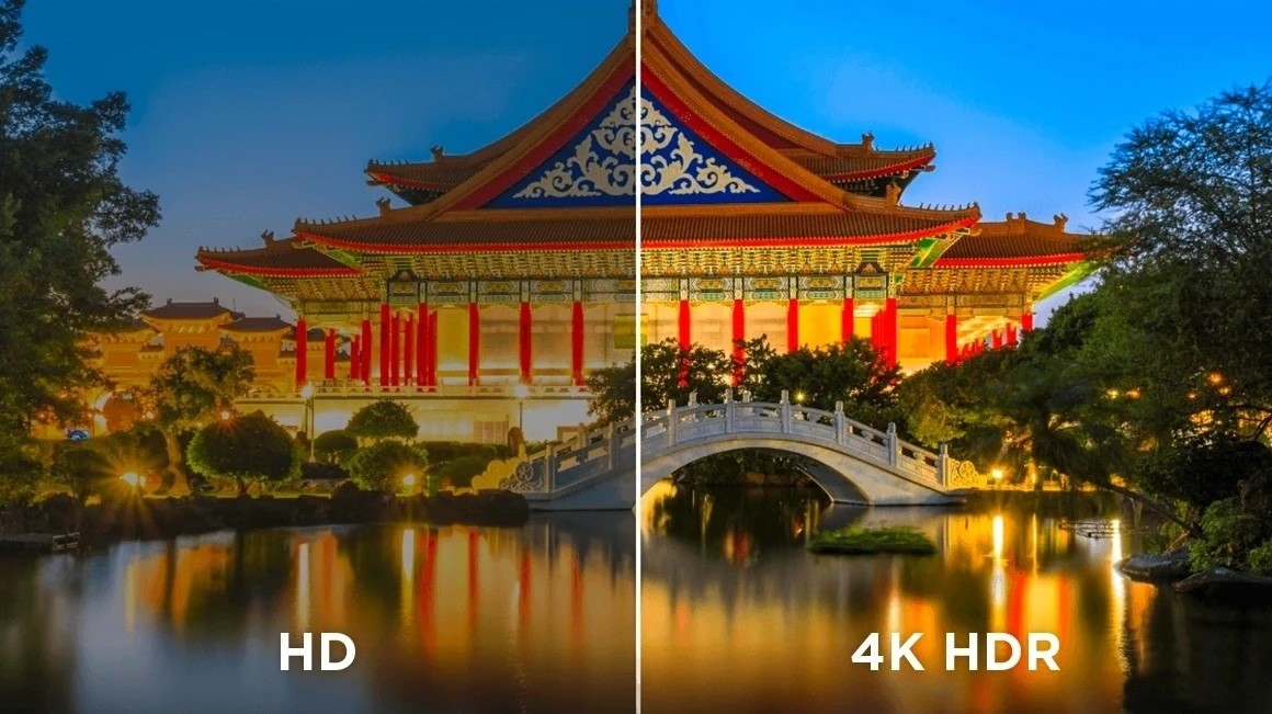 Roku Select 4K TV displaying the screen difference between HD and 4K HDR picture quality