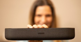 Image of post for 3:blogen caroku streambar coming to canada